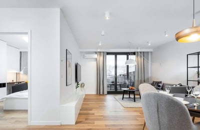 Location d’un appartement élégant de 2 pièces, 55 m², dans le quartier Kazimierz, Cracovie, Pologne